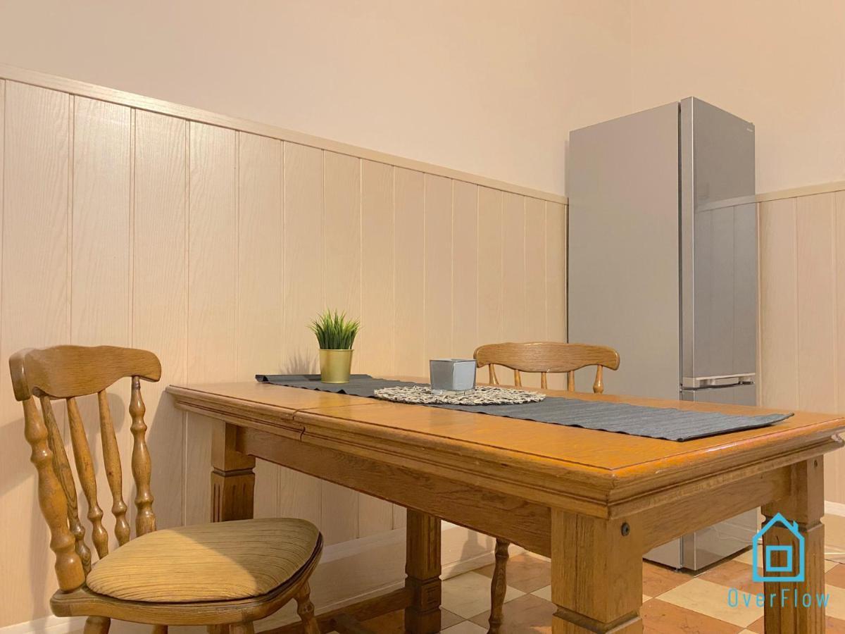 Square Room - 20 Minutes To Gdansk Old Town & Seaside Luaran gambar